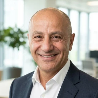 David Mugrabi, Wealth Management & Alternative Investments